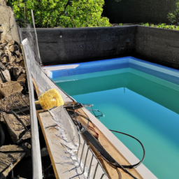 Piscine Extérieure à Coque : Élégance et Facilité d'Entretien Maisons-Alfort